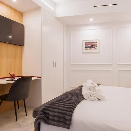 Panther Francos Apartment